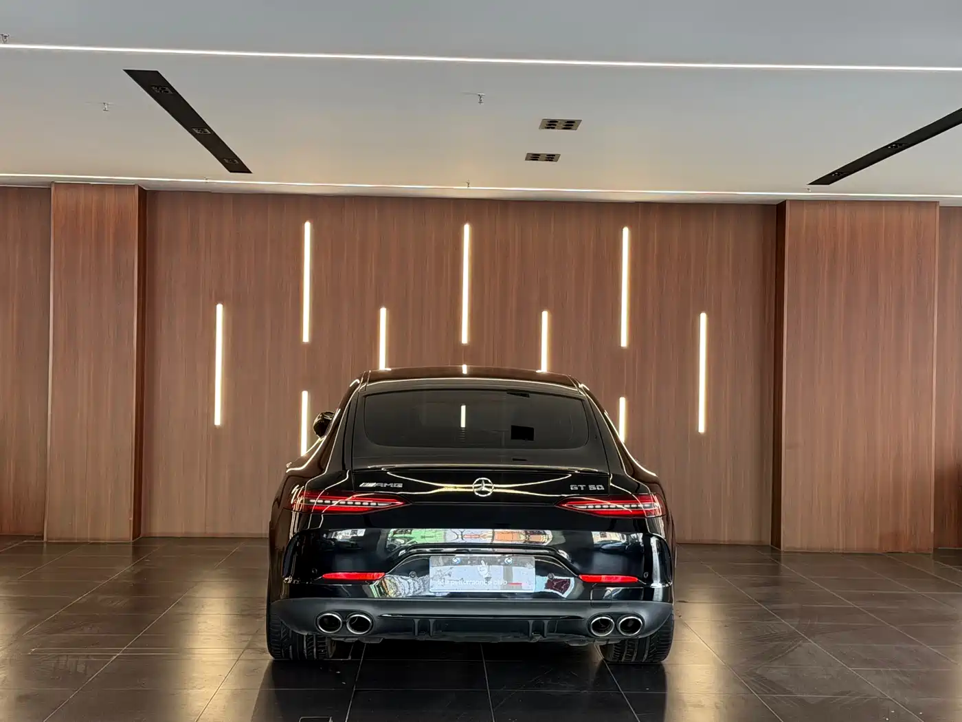 MERCEDES-BENZ AMG GT