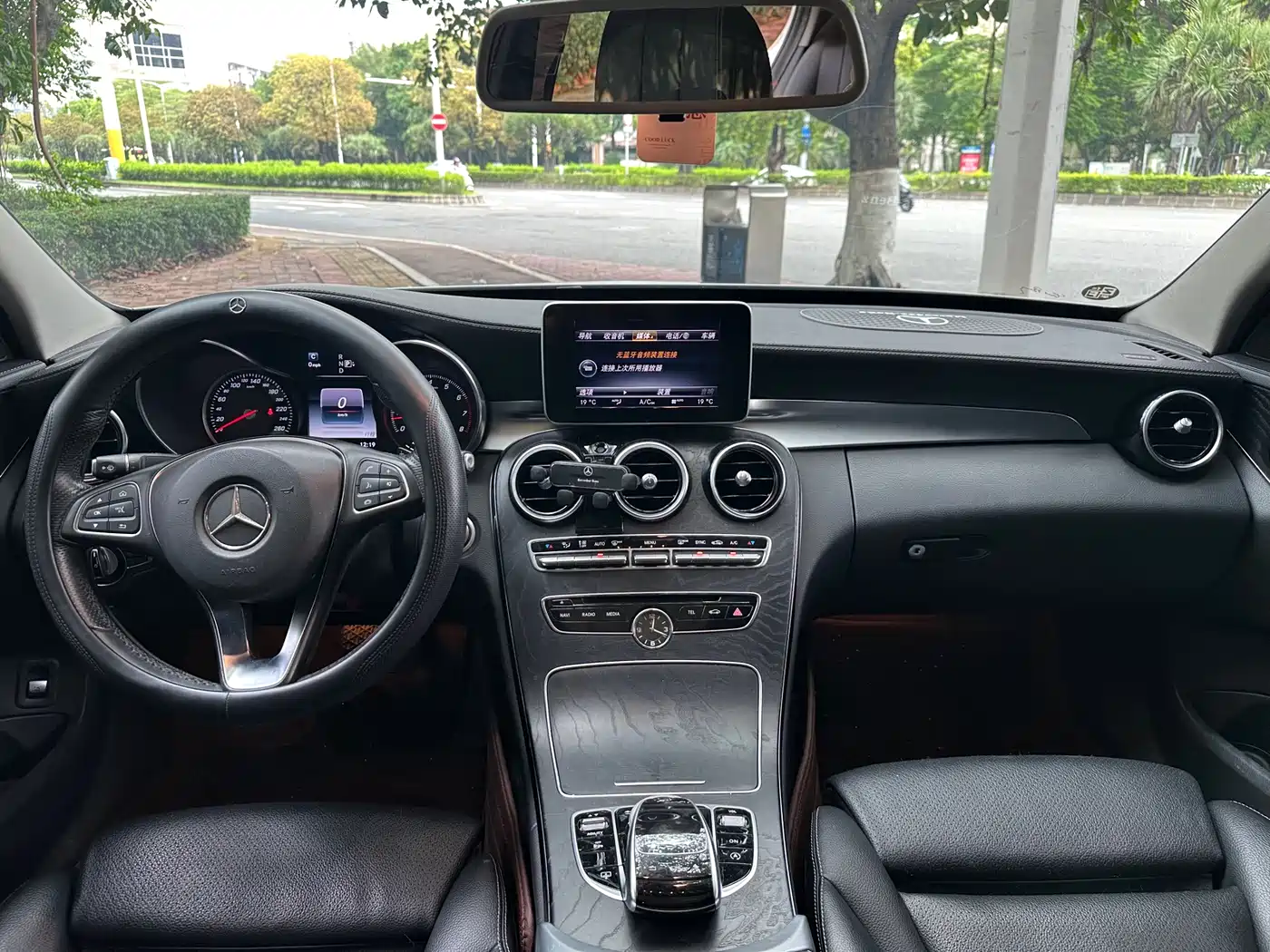 Mercedes-Benz C-Class 2015 C 200 L Sport фото 8