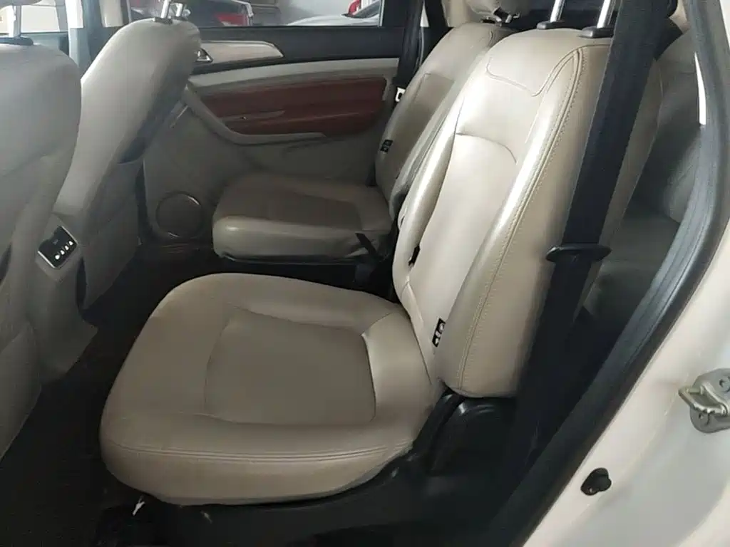 BAIC Huansu H3 2018 2016 H3F 1.5L Manual Noble