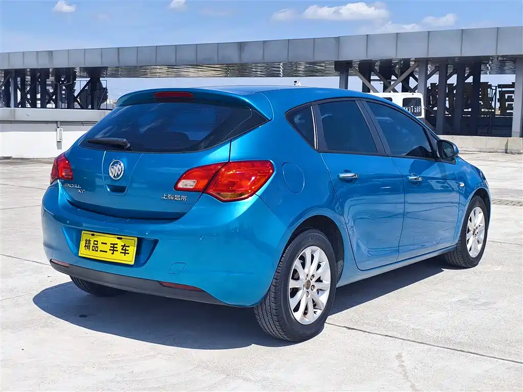 Buick Excelle 2013 Model XT 1.6L Automatic Fashion фото 8