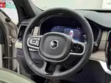 Фото 12 - Volvo XC90