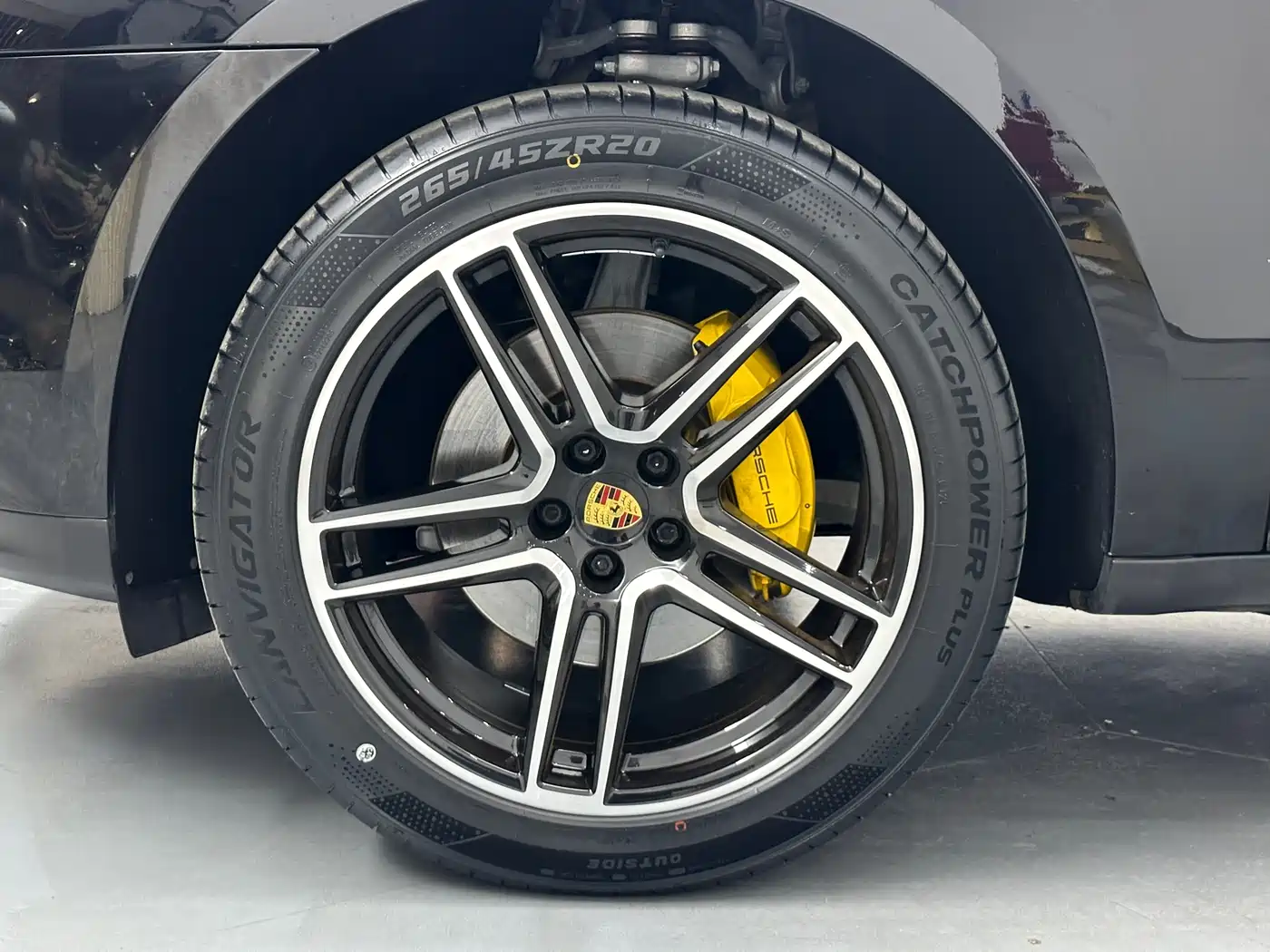 Porsche Macan 2021 Macan 2.0T фото 22