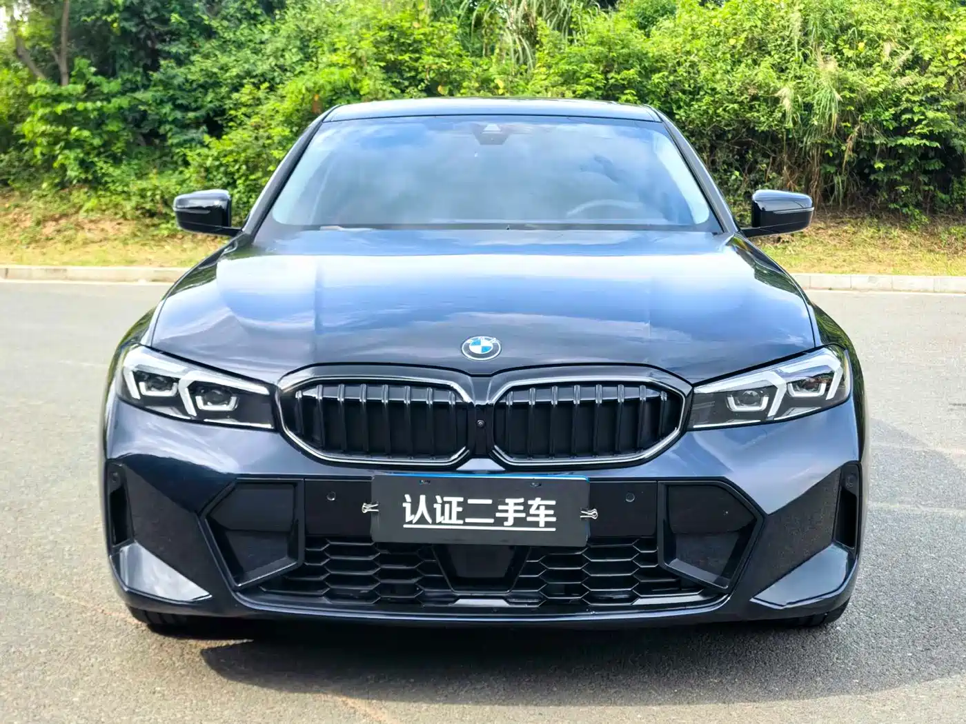 BMW 3 Series 2025 330Li M Sport Night Edition фото 2