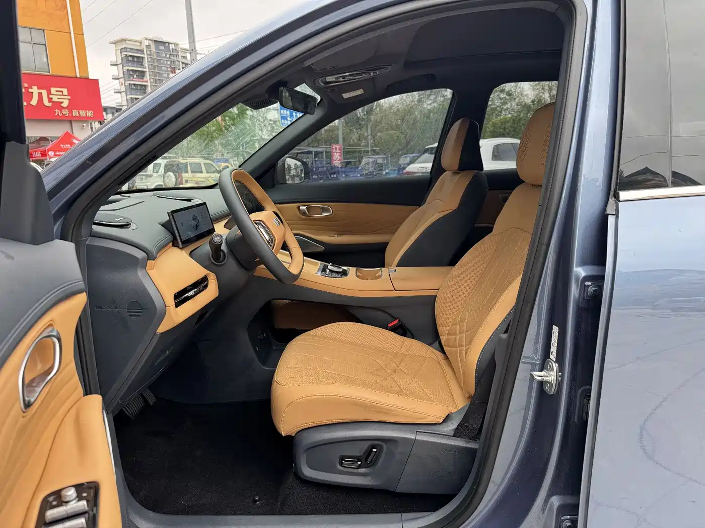 Geely Galaxy Galaxy Starship 7 EM-i 2025 Model 120km Explorer+ Edition фото 7