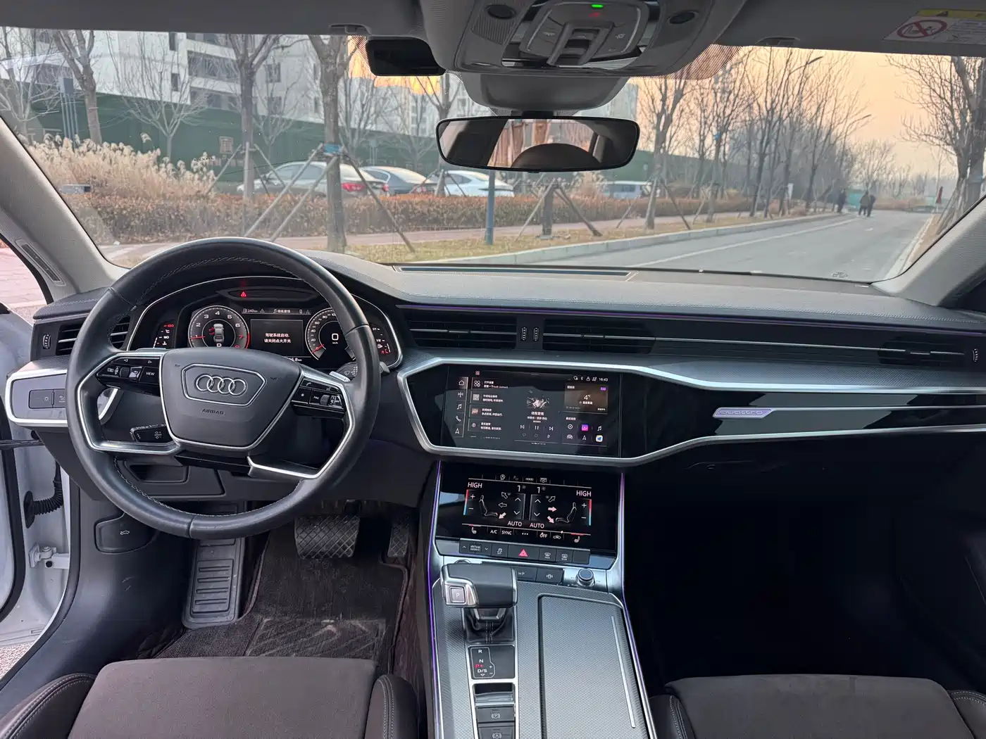 Audi A7L 2023 45 TFSI quattro S-line Shadow Warrior Edition фото 8