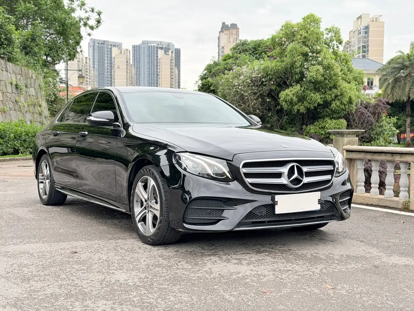 Mercedes-Benz E-Class 2019 E 260 L Sport фото 3