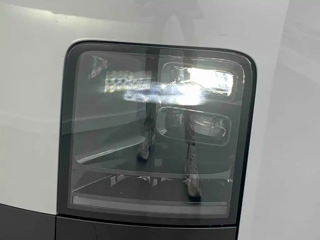 Li Auto MEGA 2025 2024 Ultra