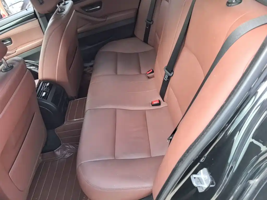 BMW 5 Series (Import) 2014 2014 520i Classic