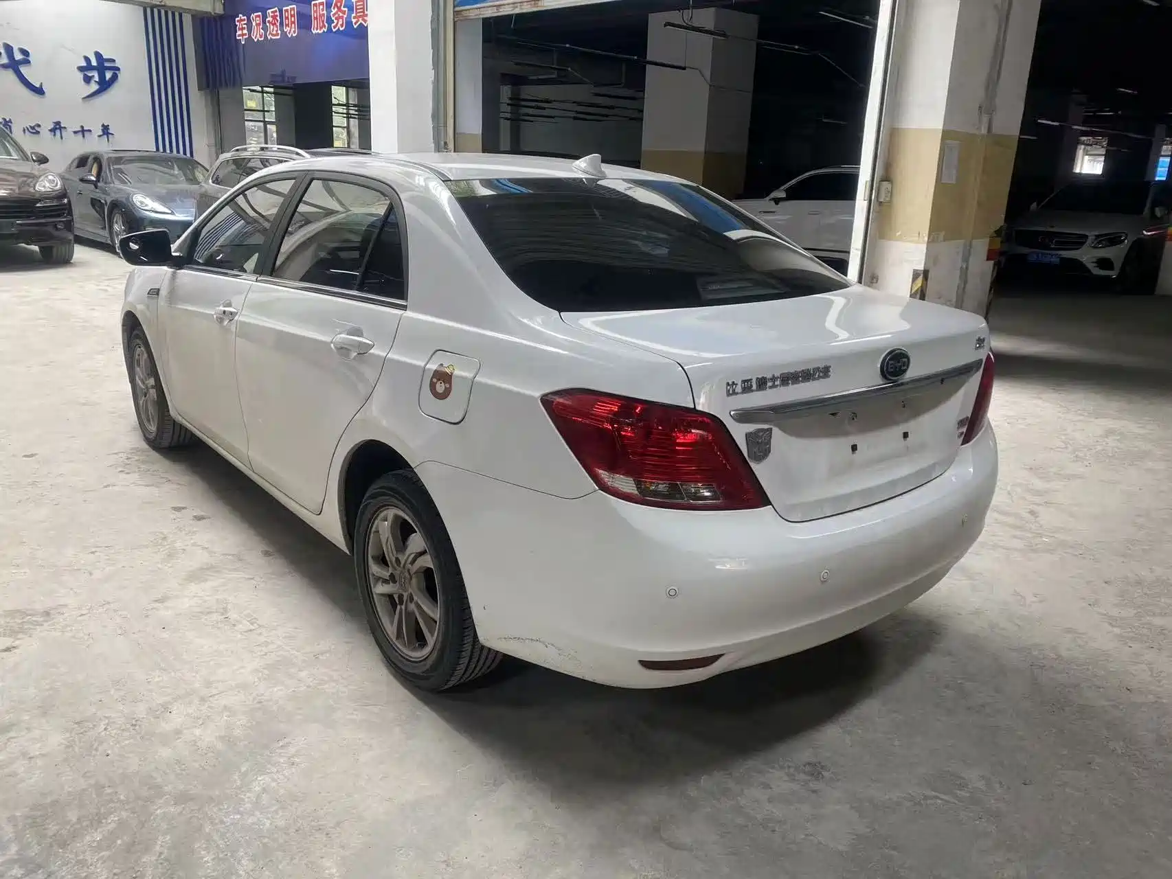 صورة 6 - BYD Surui