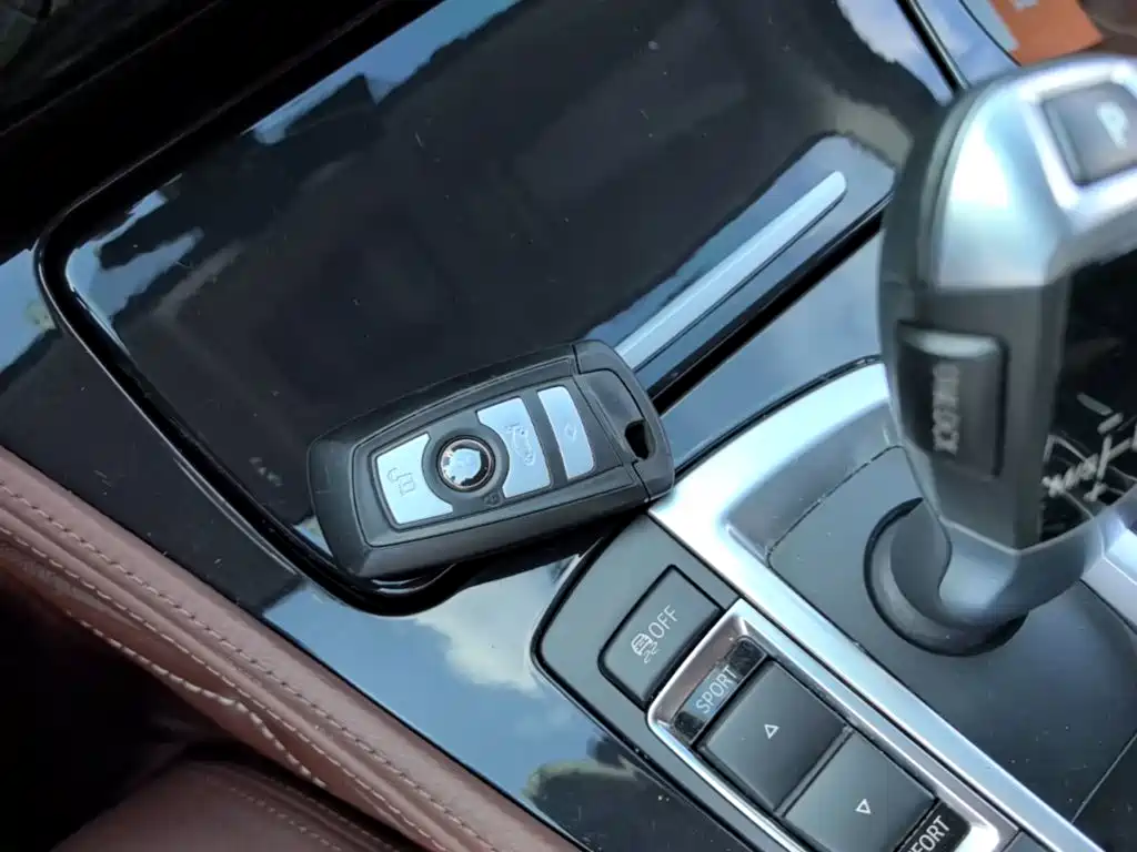 BMW 5 Series (Import) 2014 2014 520i Classic