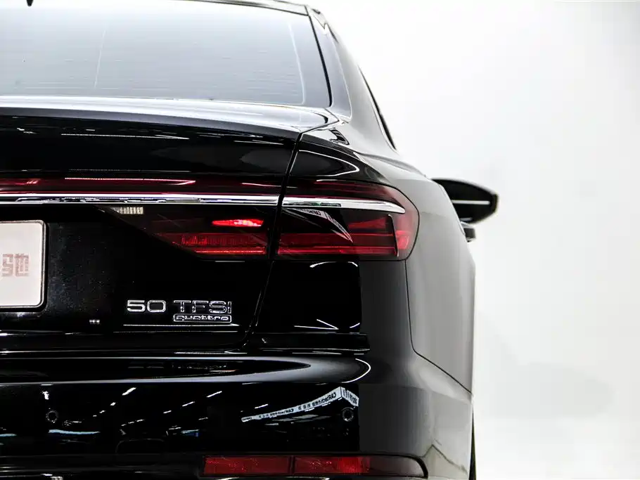 Audi A8 2024 Model A8L 45 TFSI quattro Luxury фото 8