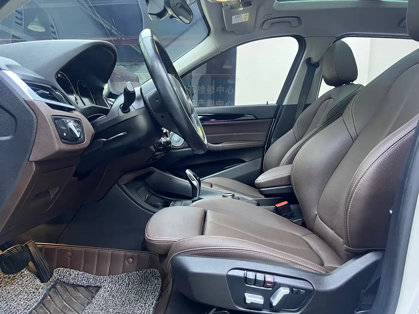 BMW X1 2021 sDrive25Li Leading фото 6