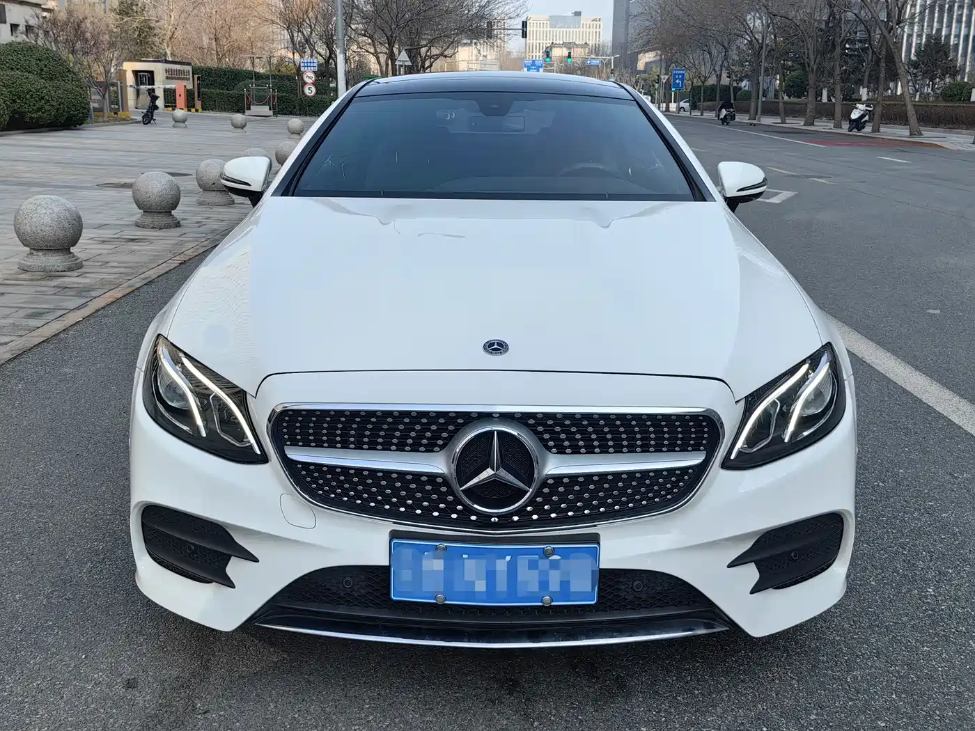 Mercedes-Benz E-Class (Import) 2019 E 200 4MATIC Coupe фото 6