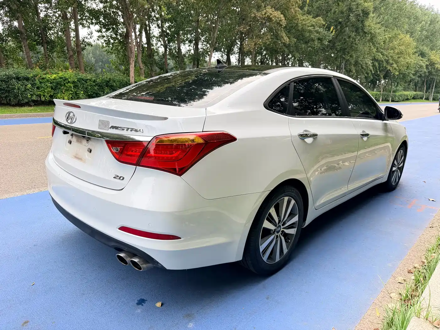 Фото 7 - Hyundai Mistra