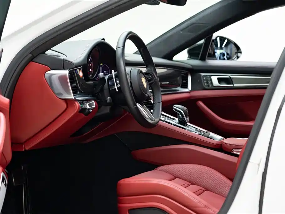PORSCHE PANAMERA NEW ENERGY