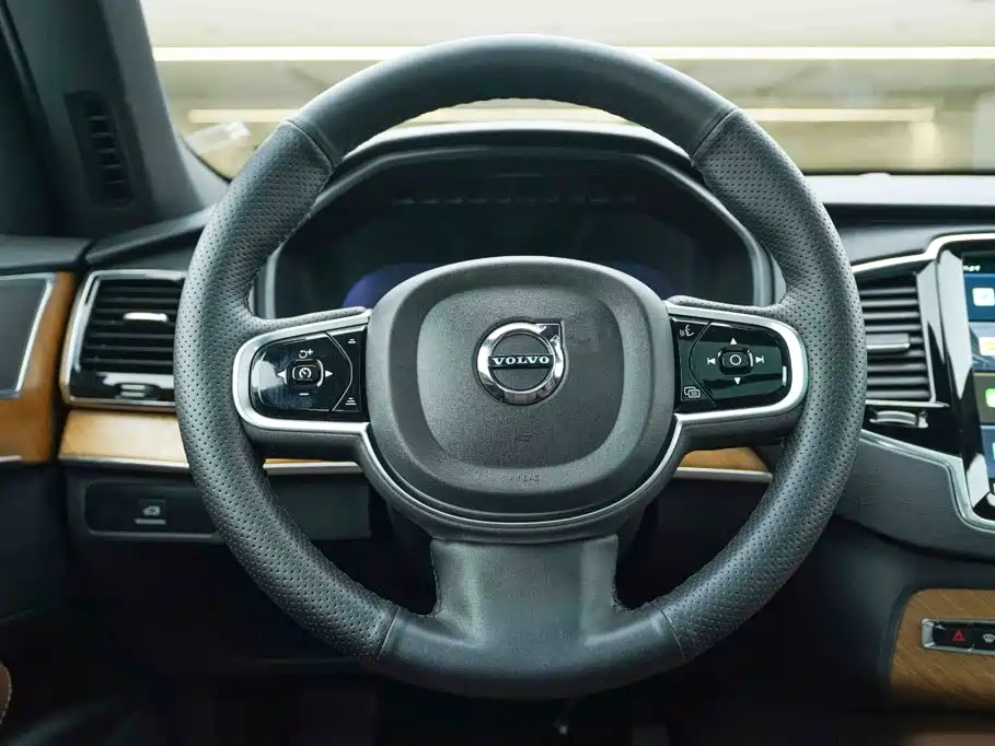 Volvo XC90 2023 2023 B6 Smart Comfort Luxury Edition 7-Seater