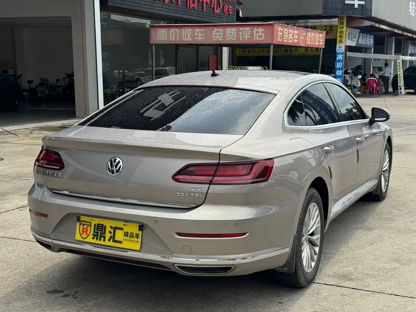 Volkswagen FAW-Volkswagen CC 2019 330TSI Charm Edition China VI фото 4