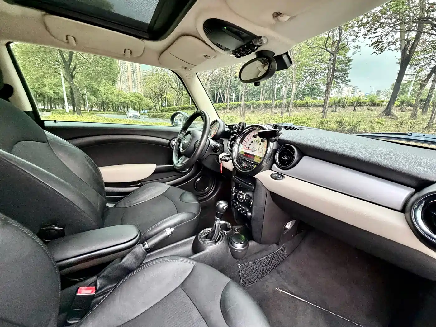MINI 2012 1.6L COOPER Baker Street фото 10