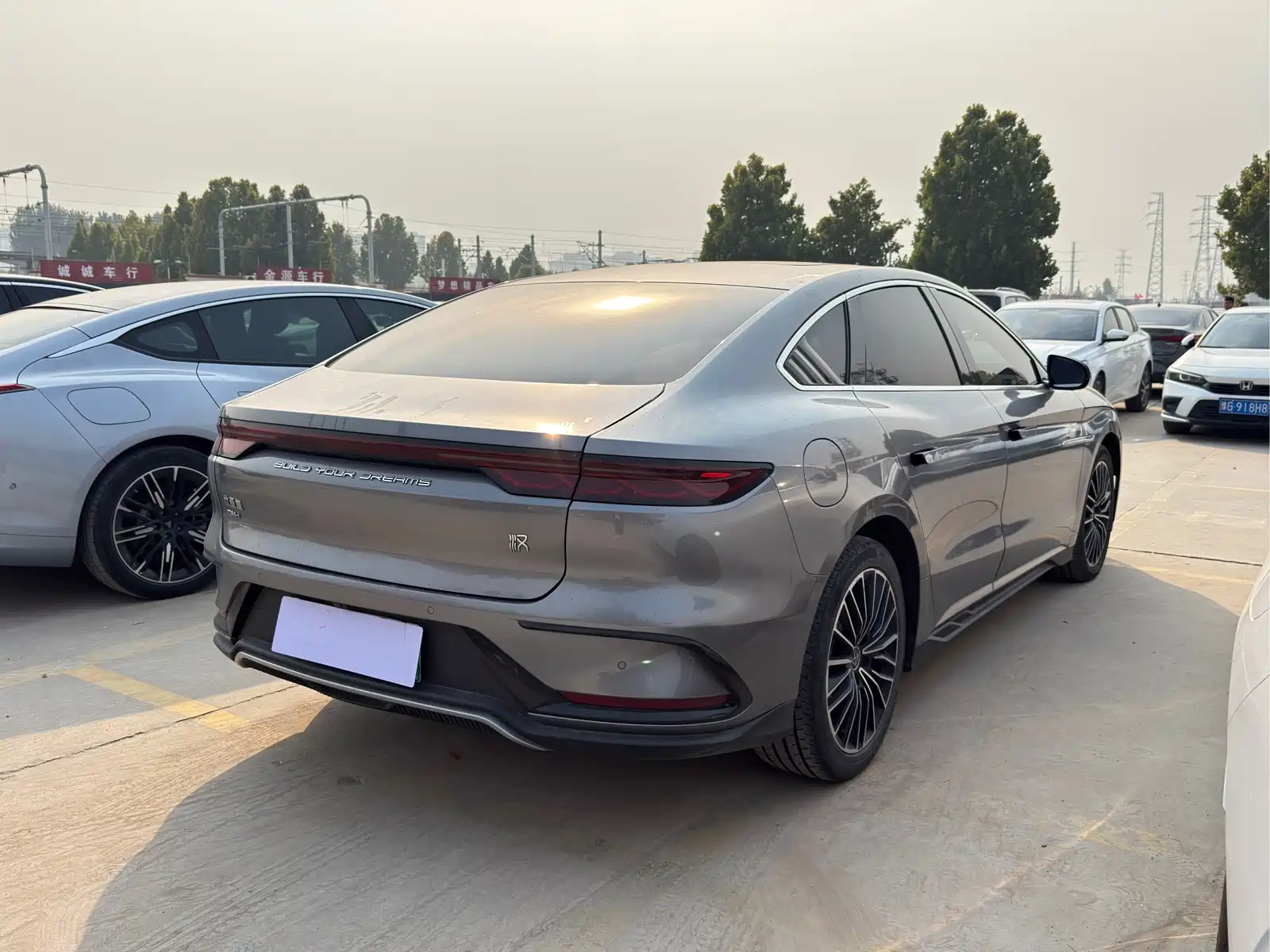 Фото 8 - BYD Han