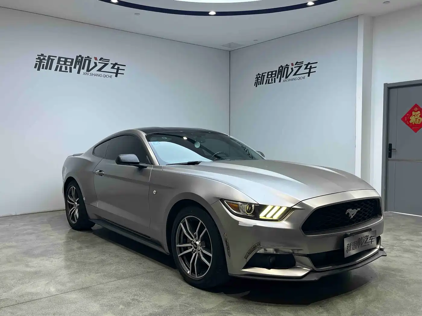 Ford Mustang 2017 2.3T Performance Edition фото 3