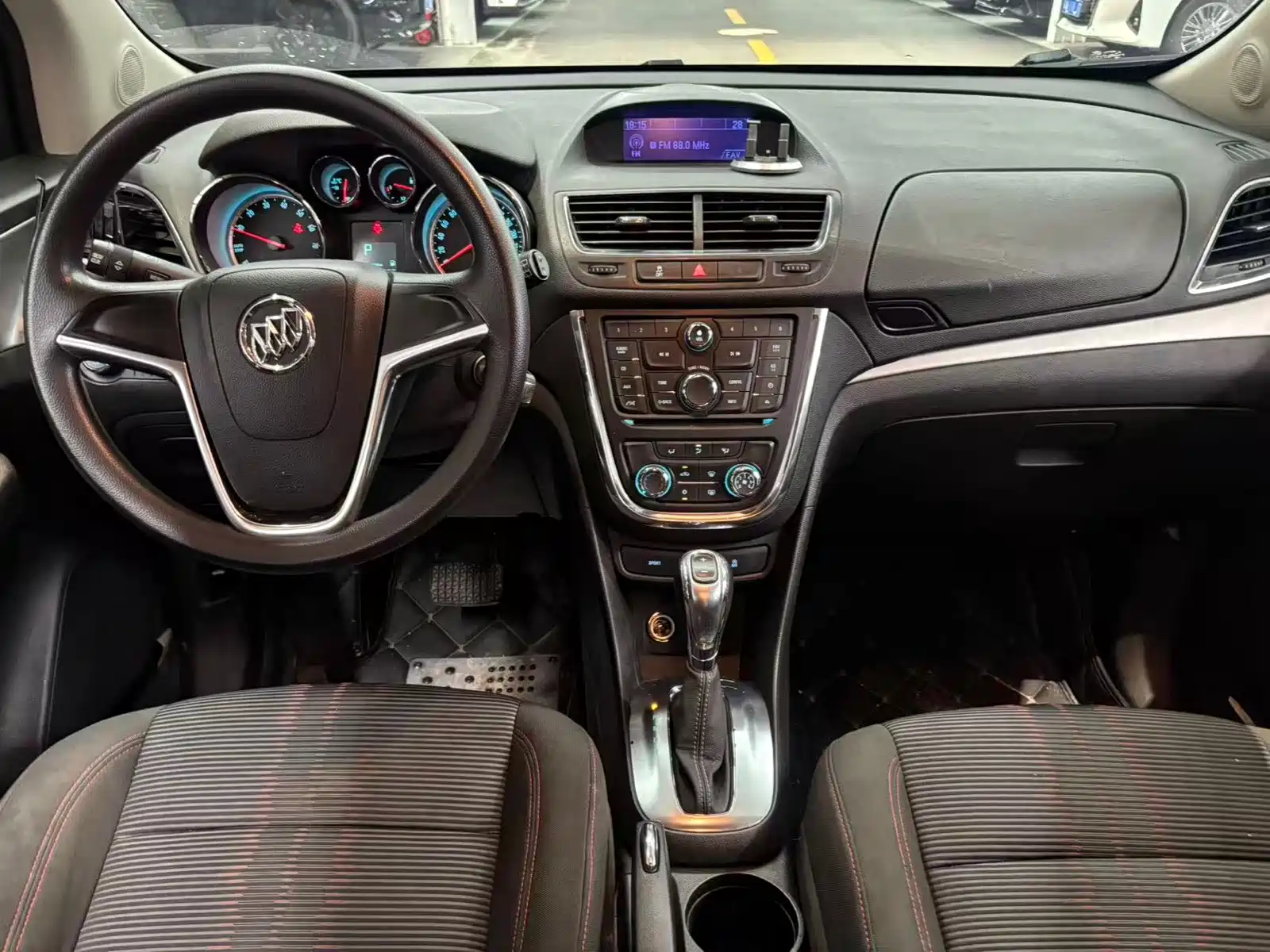 Фото 10 - Buick Encore