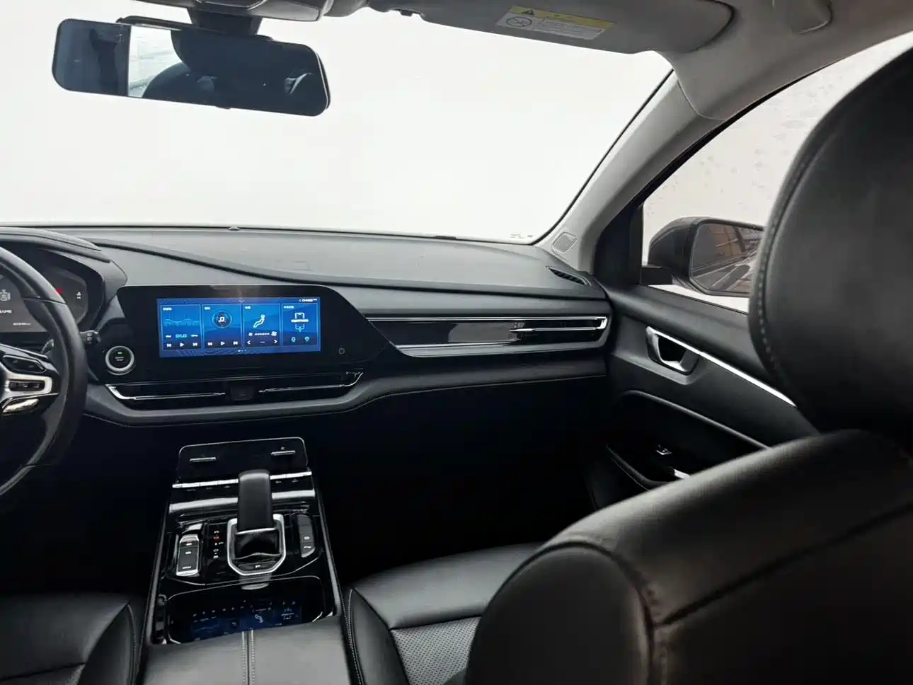 Wuling Motors Wuling Victory 2021 2020 1.5T CVT Flagship Business Class
