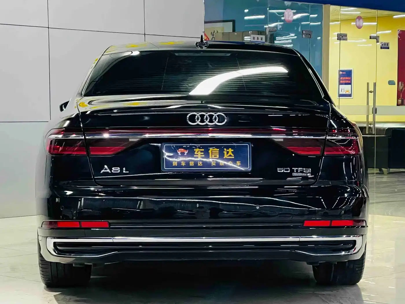 Audi A8 2024 Model A8L 50 TFSI quattro Premium Selection фото 4