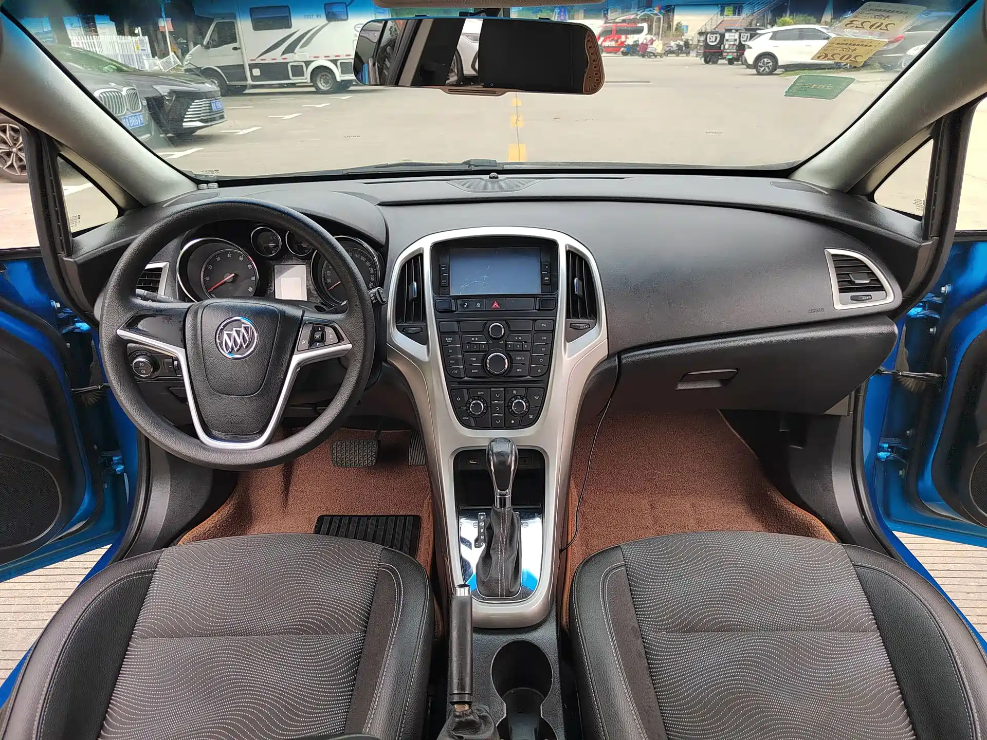 Фото 4 - Buick Excelle