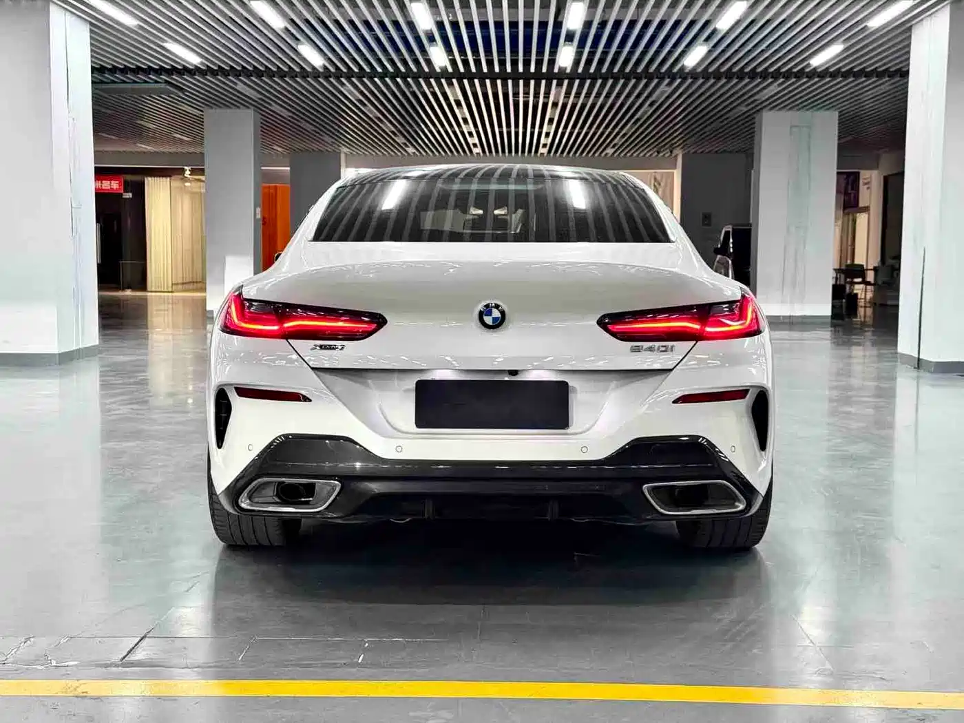 Фото 8 - BMW 8 Series