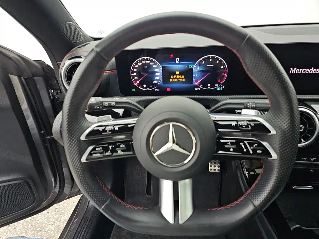 Mercedes-Benz CLA (Import) 2024 2024 CLA 200 Shooting Brake