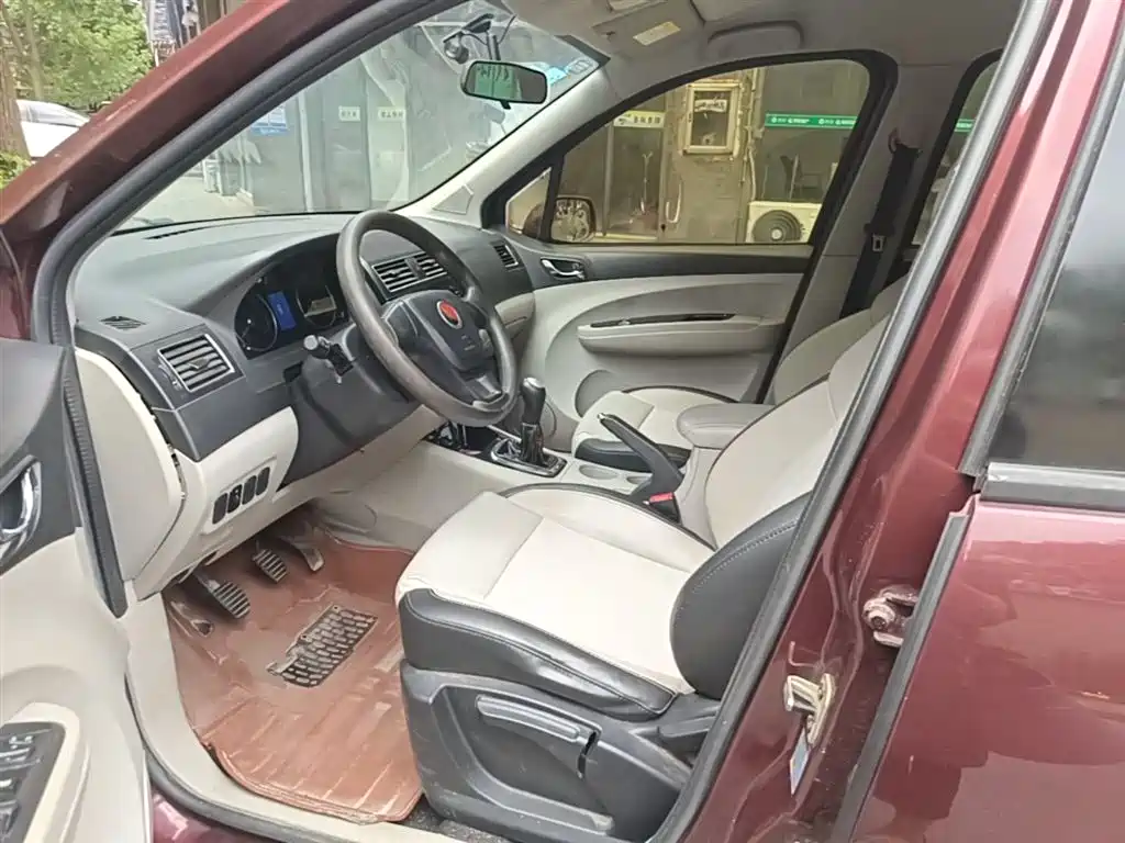 Dongfeng Fengxing Joyear X3 2017 2016 1.5L Comfort