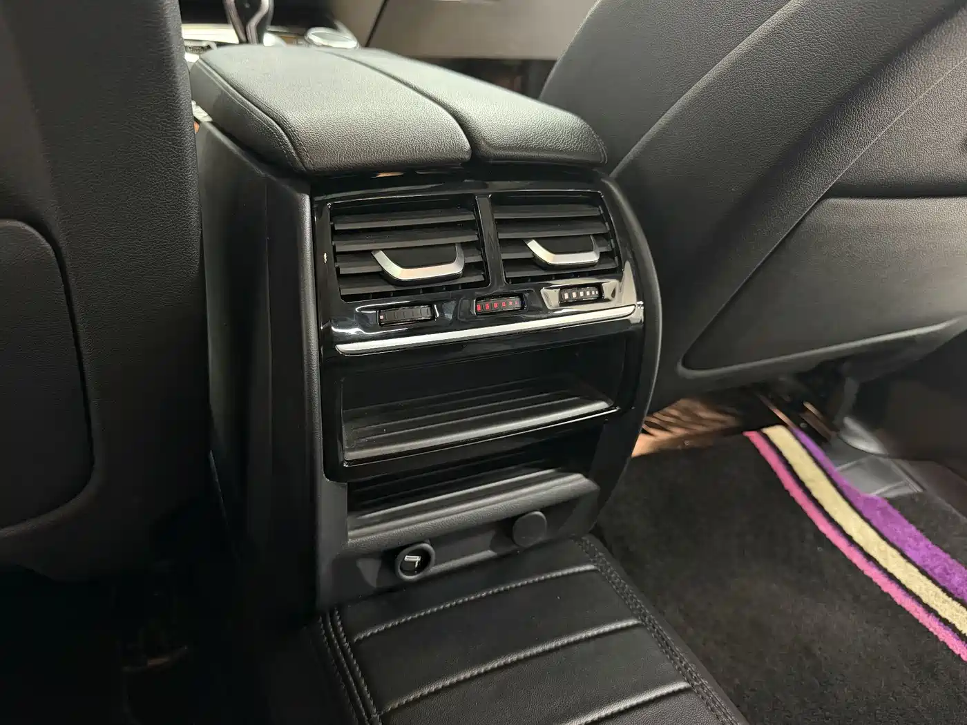 BMW 5 Series 2018 525Li Luxury Package фото 15