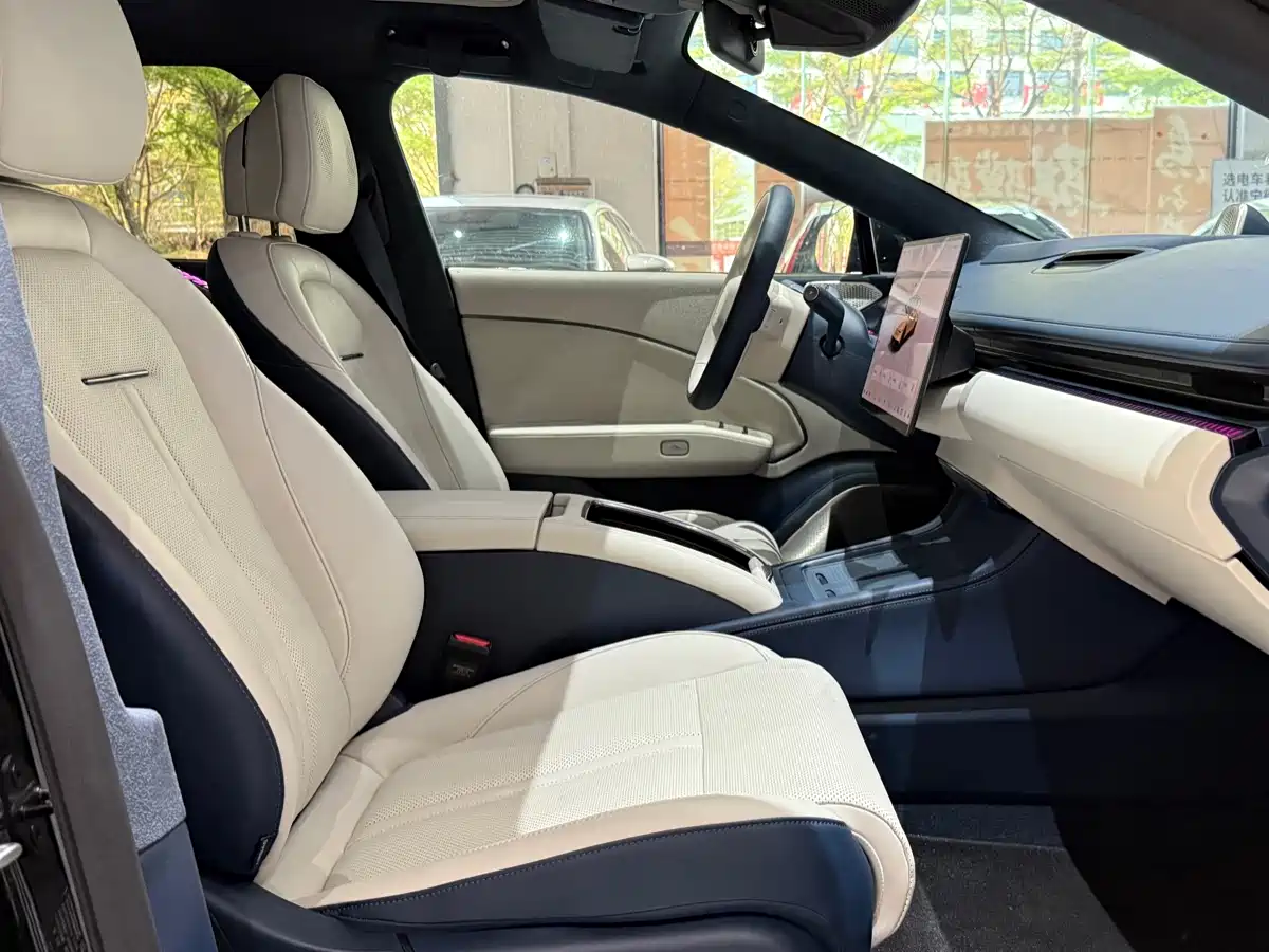 ZEEKR EXTREME KRYPTON 007