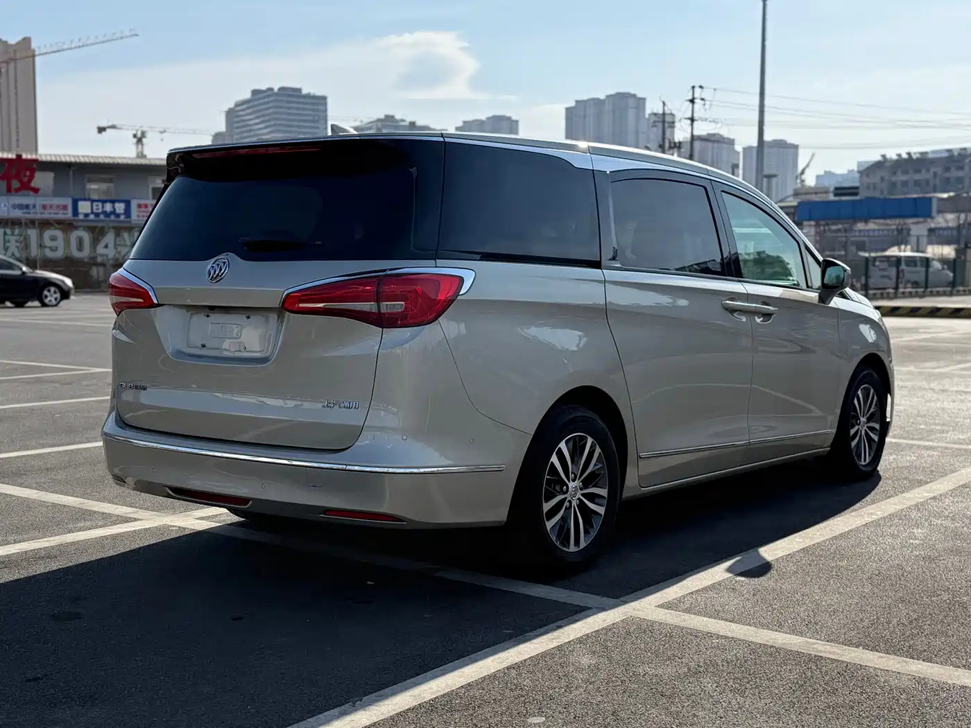Buick GL8 2018 ES 28T Flagship Type China VI фото 6