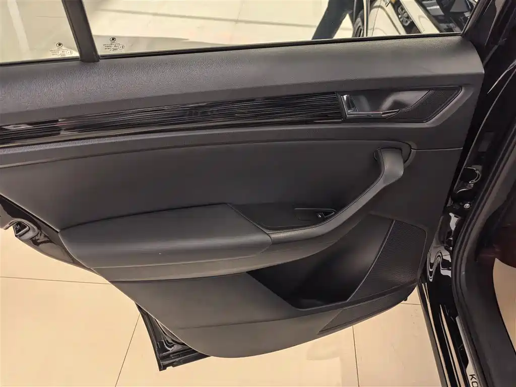 Škoda Kodiaq 2019 Facelift TSI330 5-Seater 2WD Luxury Premium Edition China VI фото 16