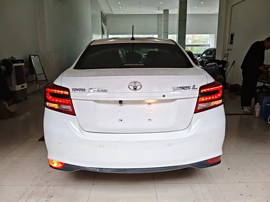 Toyota YARiS L Zhi Xiang 2020 1.5L CVT Leading Edition фото 6