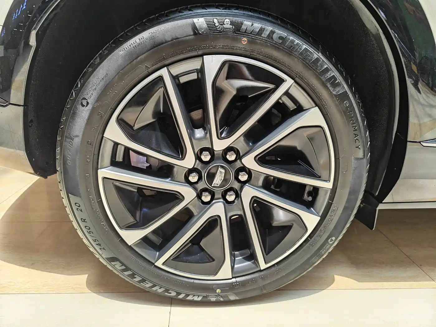 Cadillac IQ Ao Ge 2024 2024 AWD Long Range Edition