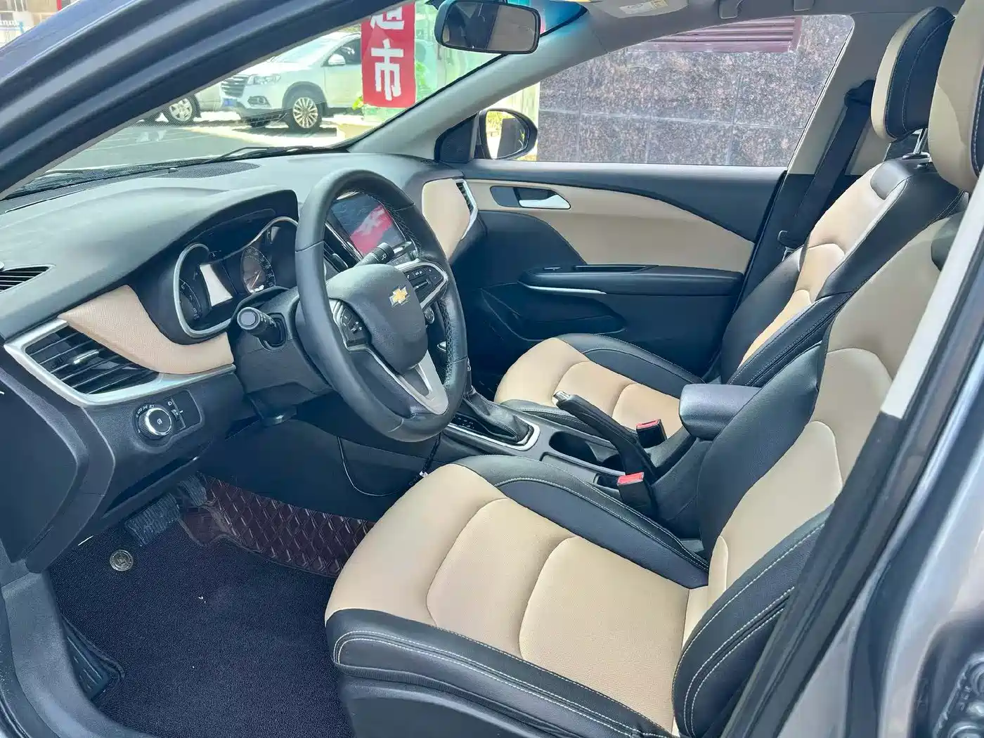 CHEVROLET CRUZE