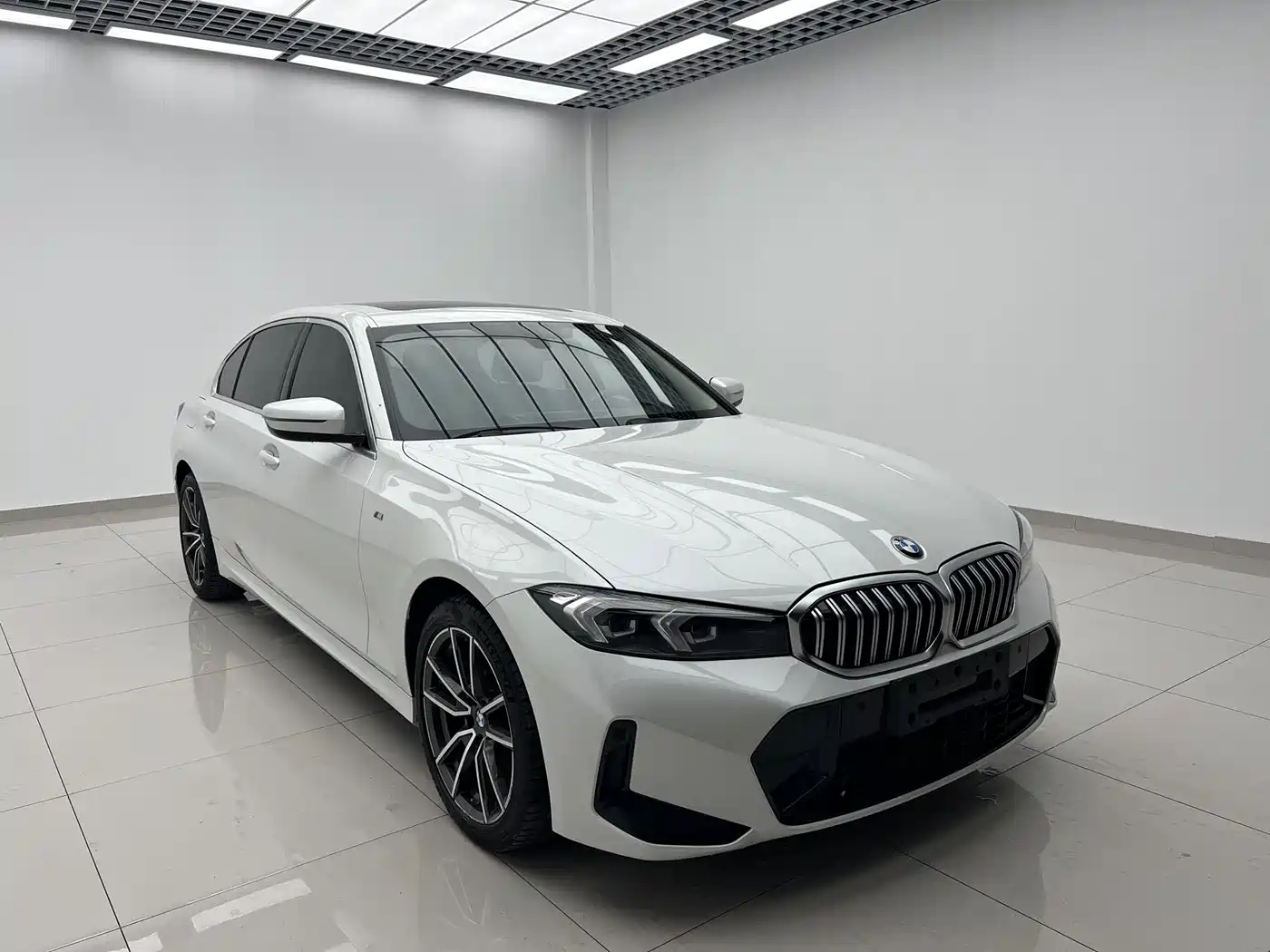 BMW 3-SERIES