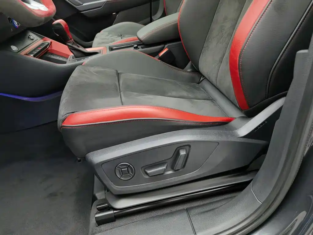 Audi Q3, миниатюра 20