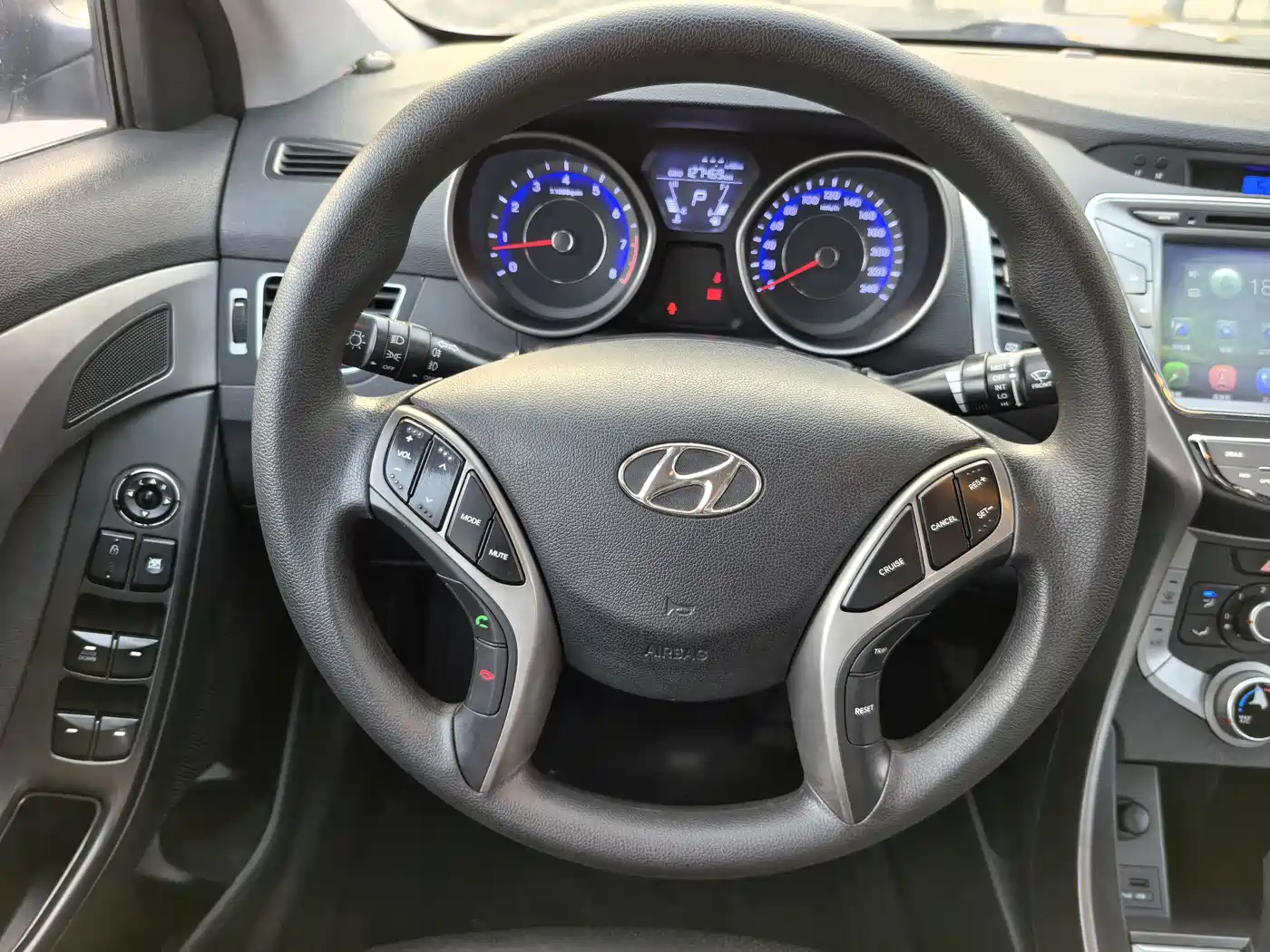 Hyundai Langdong 2015 1.6L Auto Trend фото 12