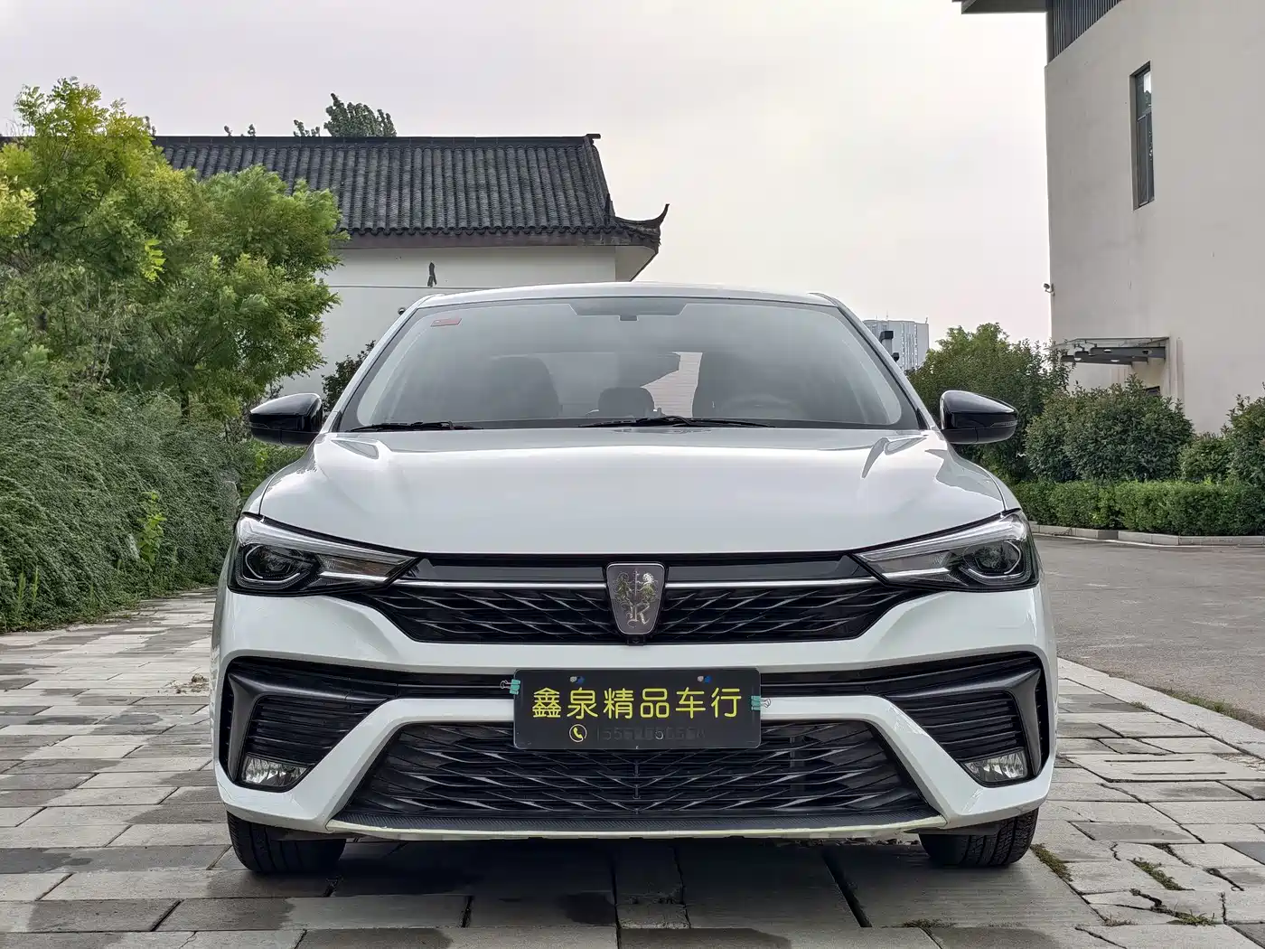 Фото 3 - Roewe i5