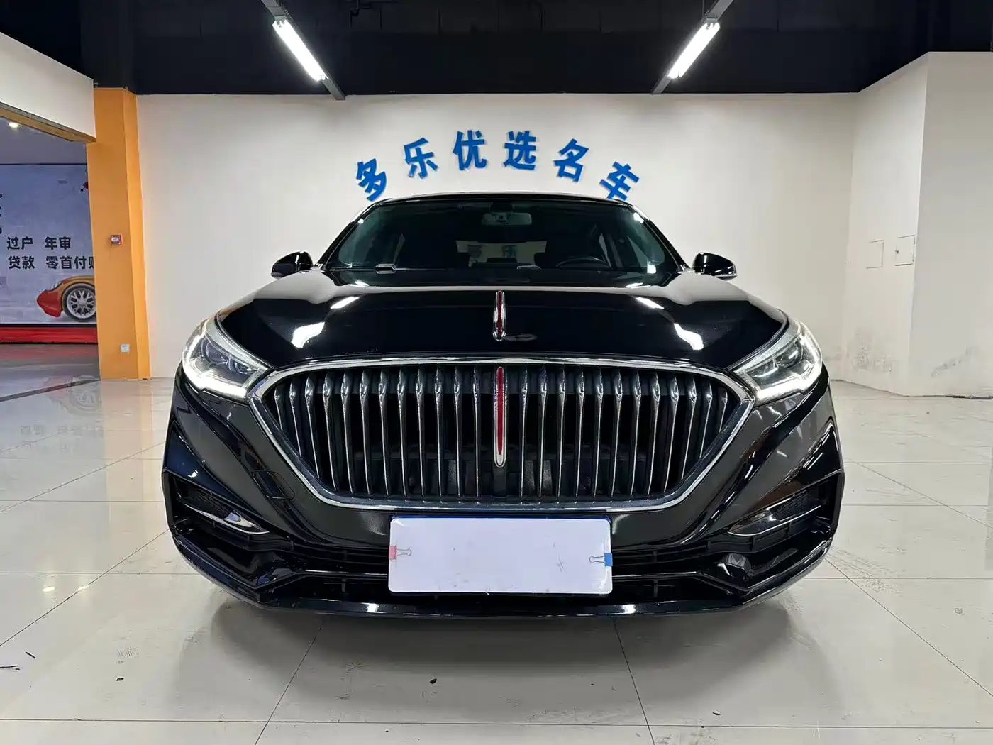 Фото 2 - Hongqi H5