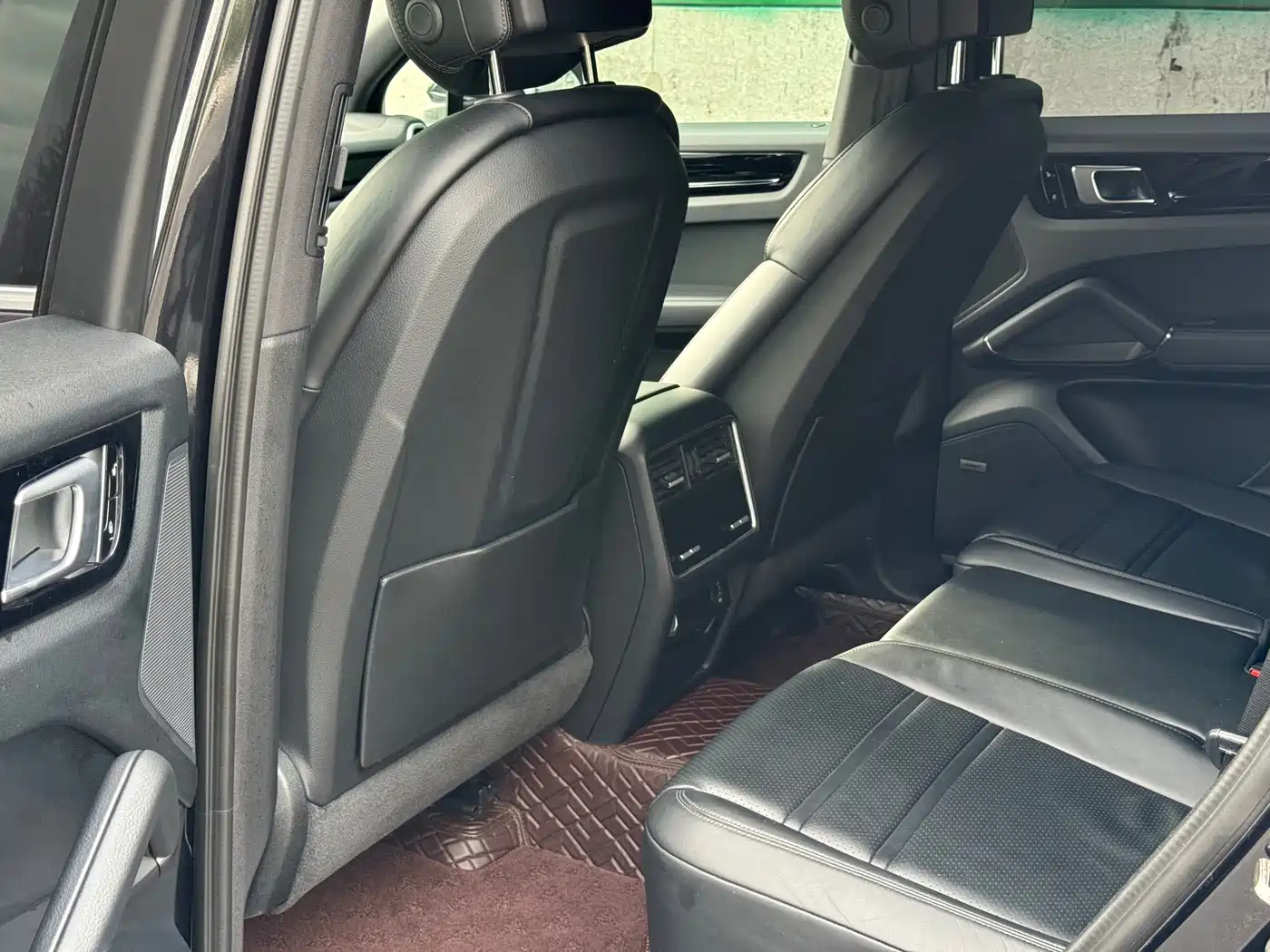 PORSCHE CAYENNE NEW ENERGY