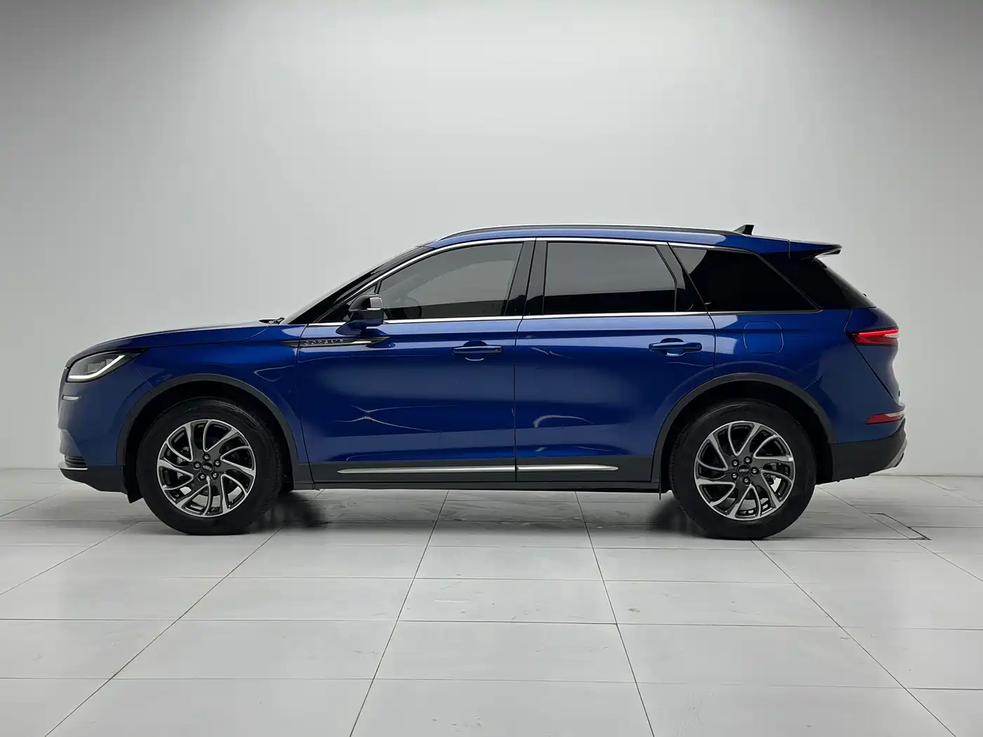Фото 24 - Lincoln Adventurer