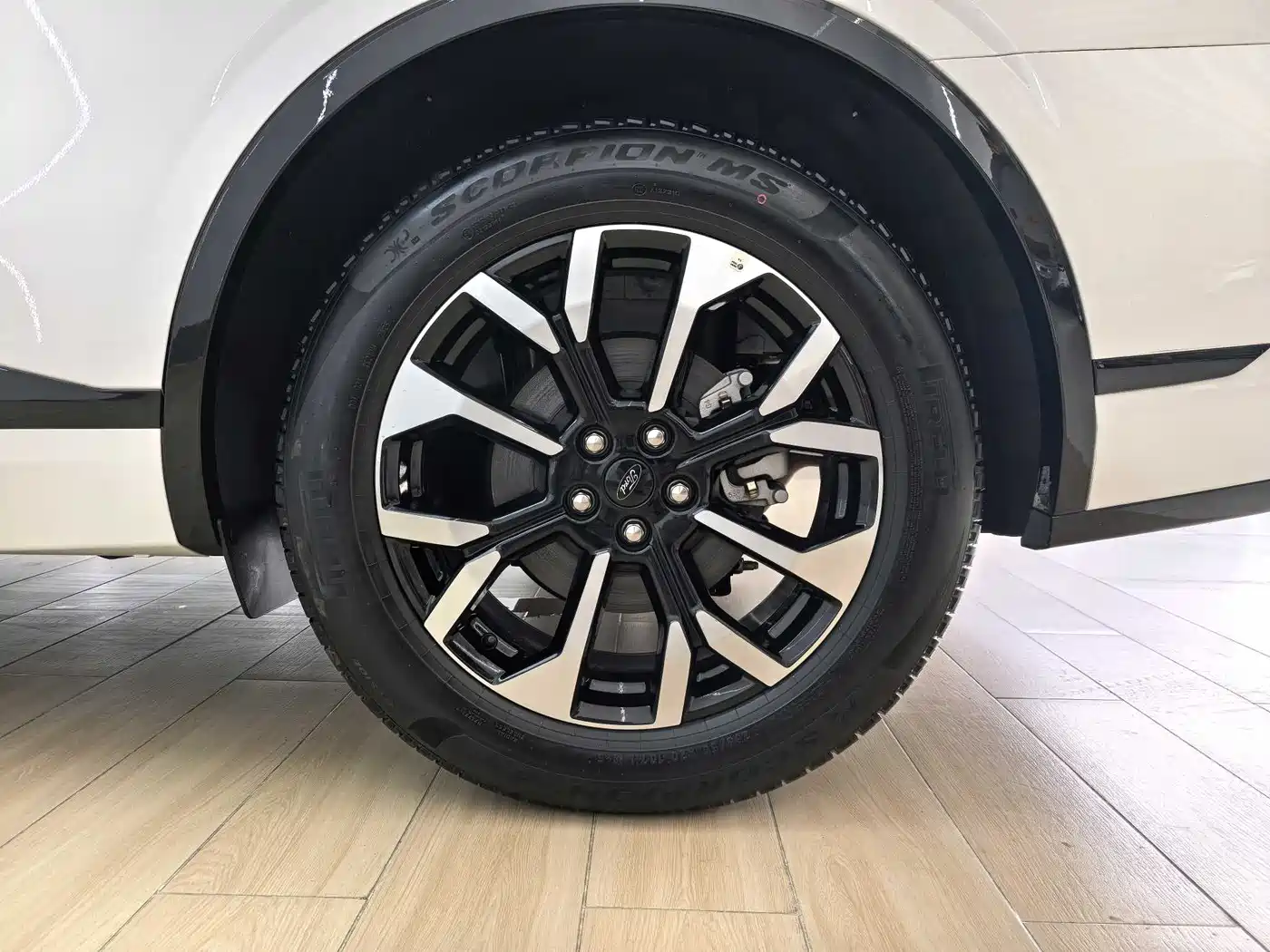 Ford Edge 2025 2025 Edge L 2.0T EcoBoost E Hybrid AWD 7-seater Premium