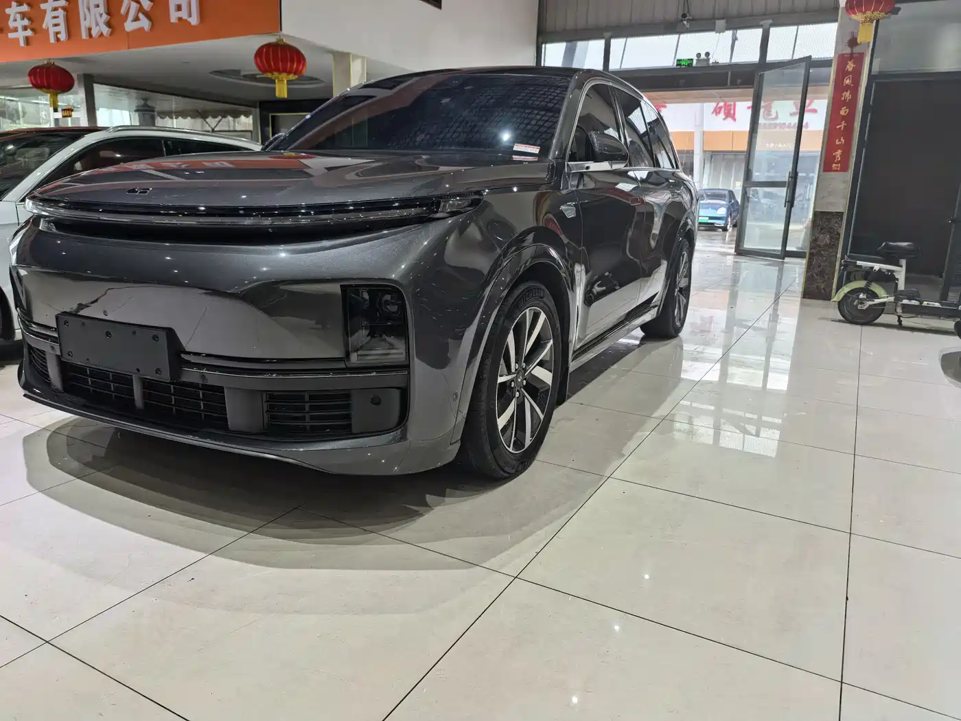 Li Auto L8 2023