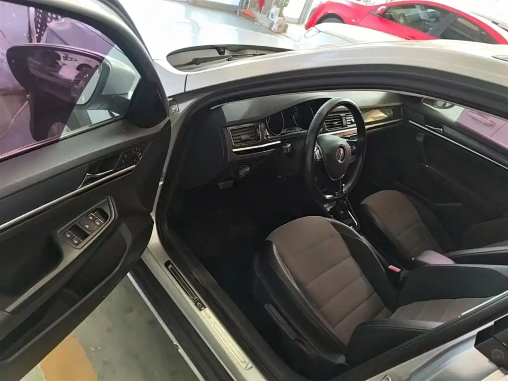 Volkswagen C-TREK 2018 1.5L Automatic Comfort фото 16