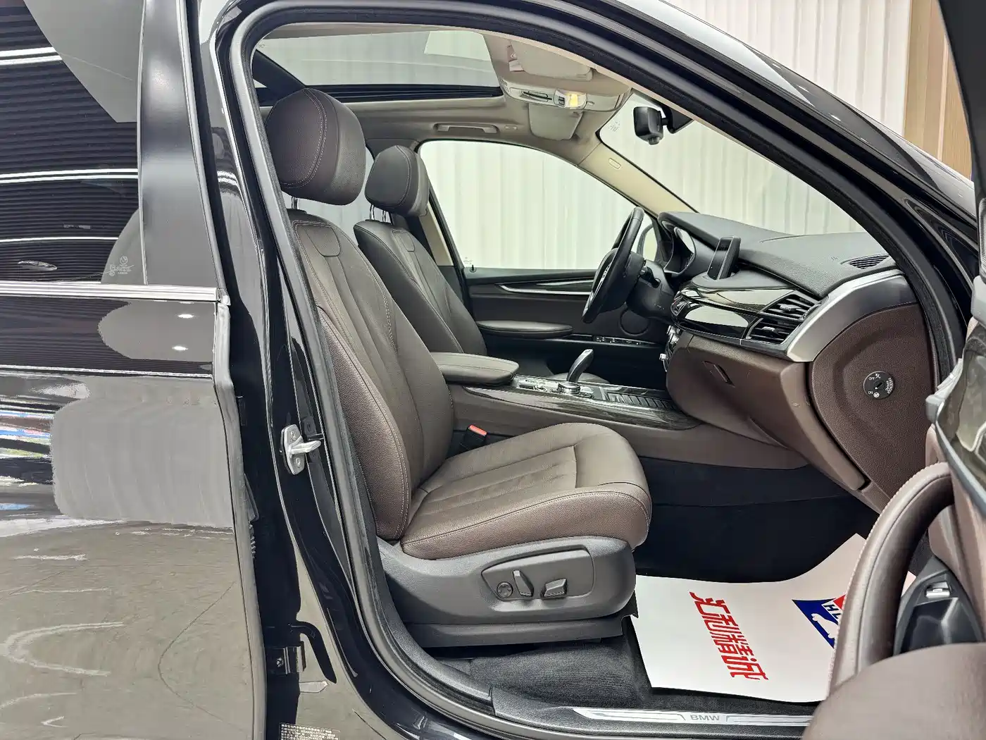 BMW X5 (Import) 2014 xDrive35i Leading фото 21