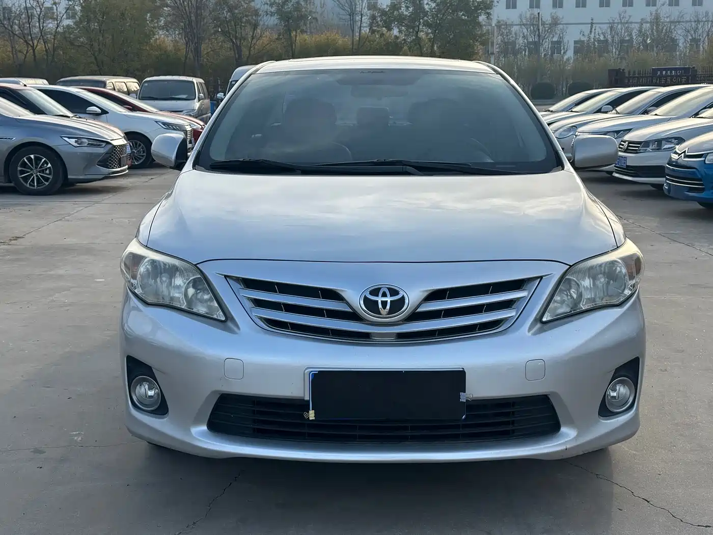 Toyota Corolla 2012 Styling Edition 1.8L CVT GL-i фото 2